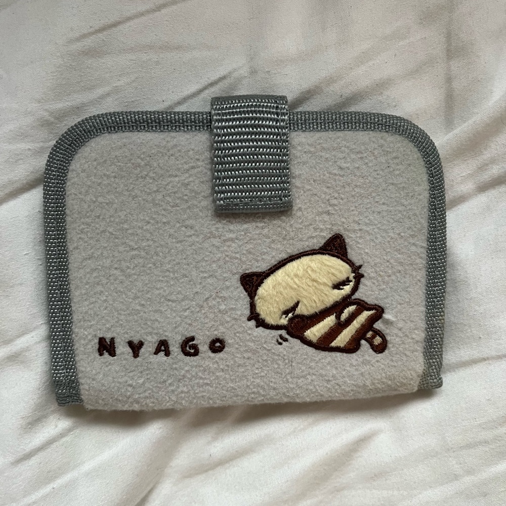 rare vintage nyago sanrio wallet 2001 deadstock
